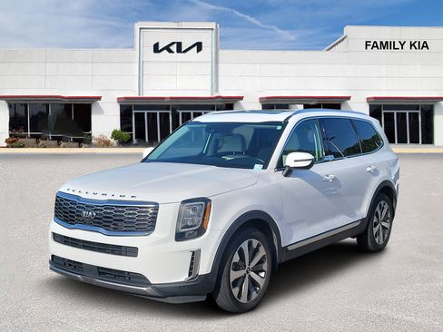 Used 2021 Kia Telluride EX w/ EX Premium Package FWD image 3