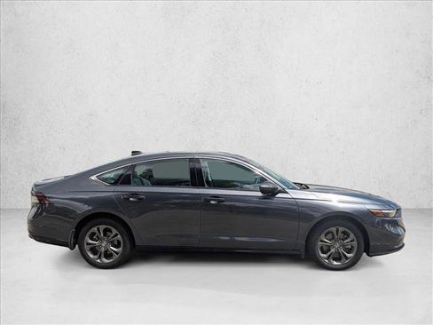 Used 2023 Honda Accord EX-L image 4