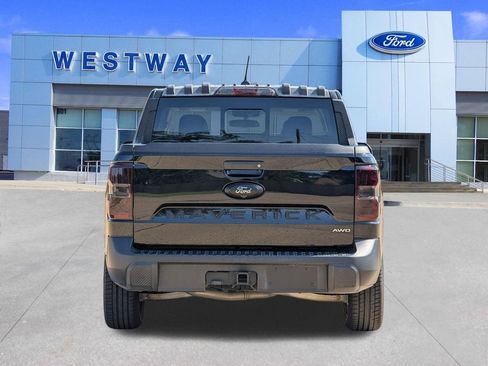 Used 2023 Ford Maverick Lariat w/ Lariat Luxury Package AWD/4WD image 4