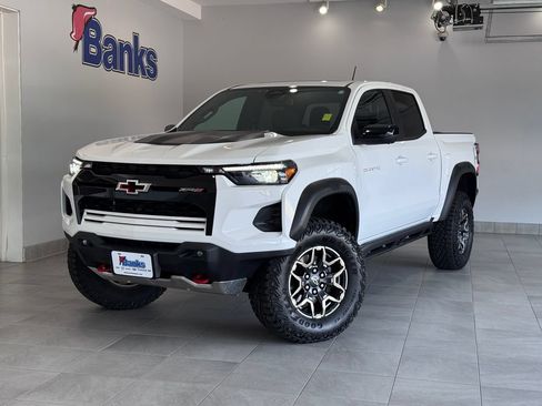 Certified 2025 Chevrolet Colorado ZR2 w/ Technology Package AWD/4WD image 2
