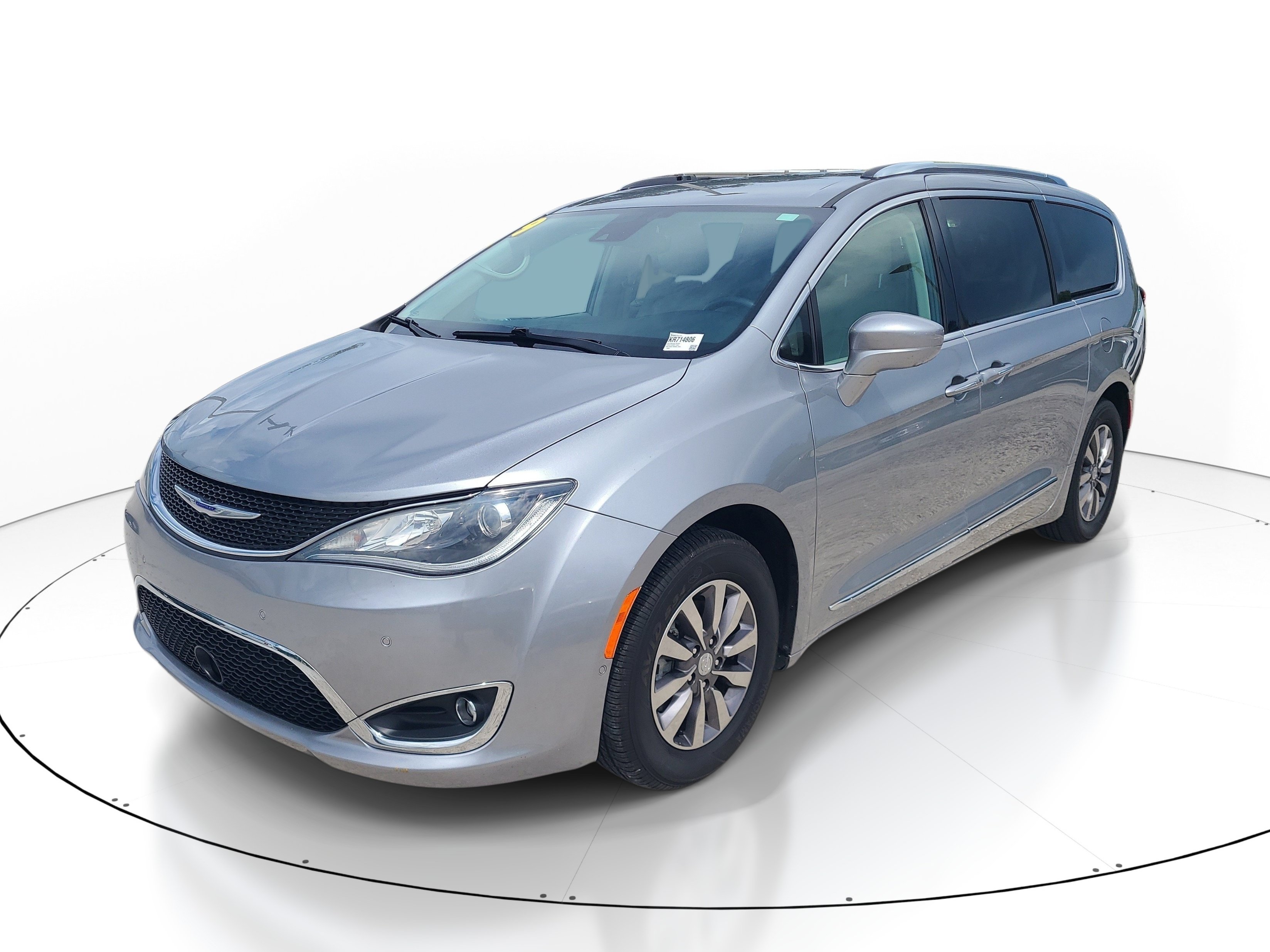 Used 2019 Chrysler Pacifica Touring-L Plus w/ Advanced Safetytec Group FWD image 3