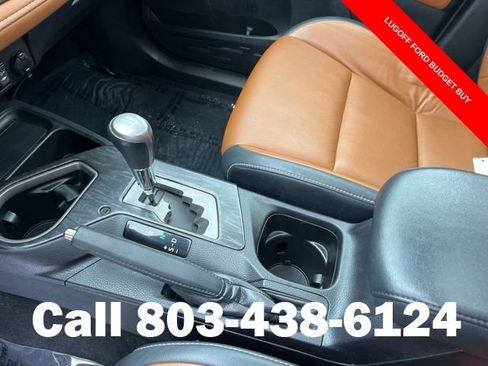 Used 2017 Toyota RAV4 Platinum FWD image 26