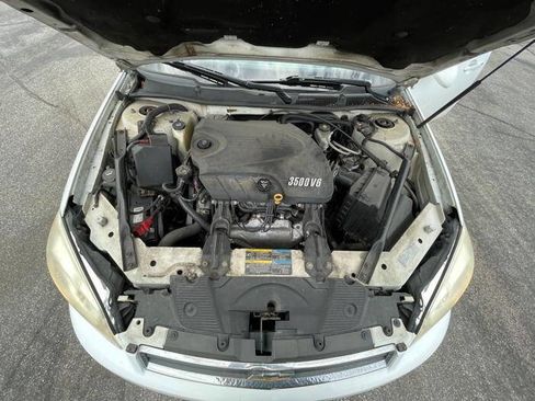 Used 2010 Chevrolet Impala LT image 43