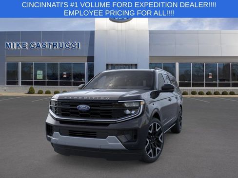 New 2026 Ford Expedition Max Platinum w/ Platinum Ultimate Package AWD/4WD image 2