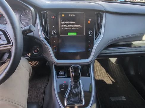 Used 2025 Subaru Outback Onyx Edition image 21