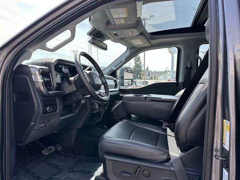 Used 2025 Ford F350 Lariat w/ Camper Package AWD/4WD image 9