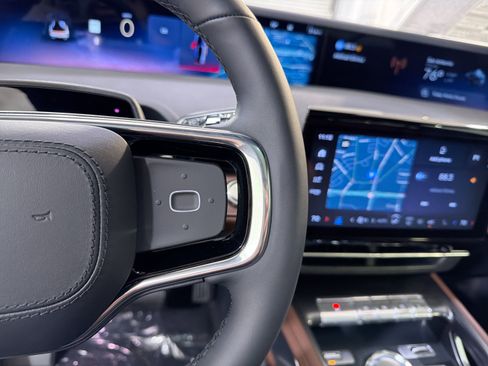 New 2026 Lincoln Nautilus Reserve AWD/4WD image 15