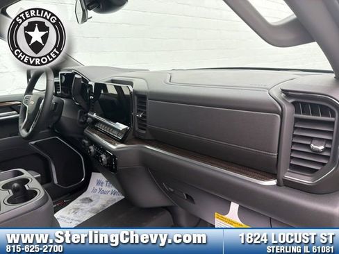 New 2026 Chevrolet Silverado 1500 LT AWD/4WD image 11