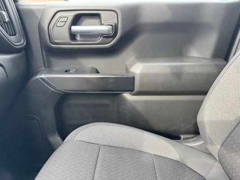 Certified 2022 Chevrolet Silverado 1500 Custom Trail Boss w/ Midnight Edition image 19