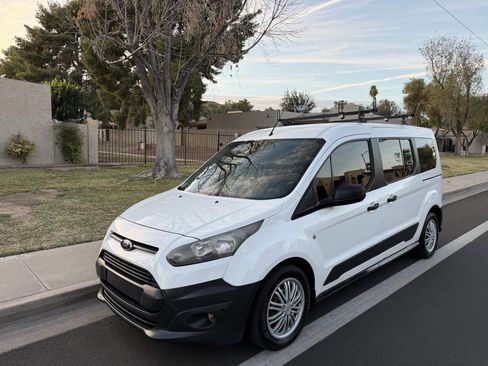 Used 2016 Ford Transit Connect XL image 3