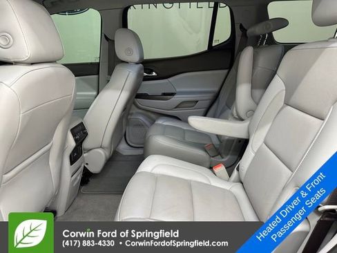 Used 2019 GMC Acadia SLT image 17