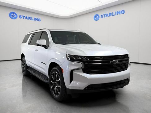 Certified 2023 Chevrolet Suburban RST w/ Luxury Package RWD image 15