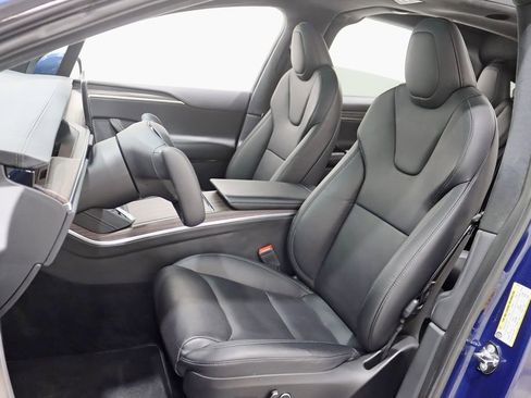 Used 2022 Tesla Model X image 28