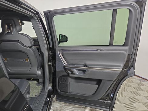 Used 2024 Rivian R1S Adventure AWD/4WD image 19
