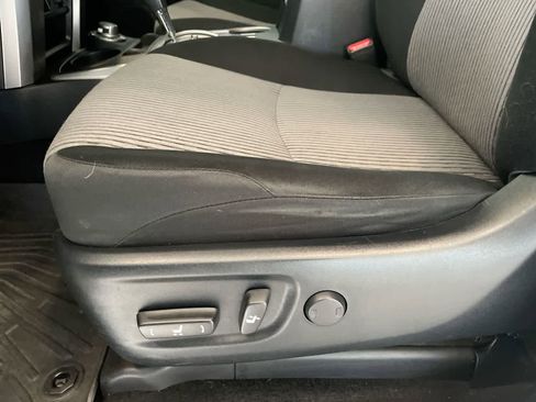 Used 2019 Toyota 4Runner SR5 image 12