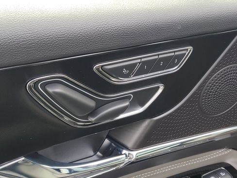 New 2026 Lincoln Corsair Premiere image 9