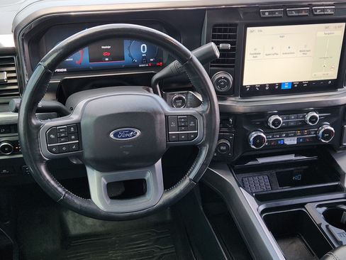 Used 2023 Ford F250 Lariat w/ Lariat Ultimate Package AWD/4WD image 26