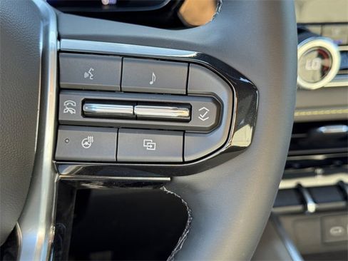 New 2026 Chevrolet Colorado ZR2 w/ ZR2 Bison Edition image 19