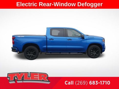 Used 2023 Chevrolet Silverado 1500 Custom w/ LPO, Dark Essentials Package AWD/4WD image 9