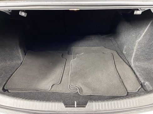 Used 2024 Chevrolet Malibu LT image 47