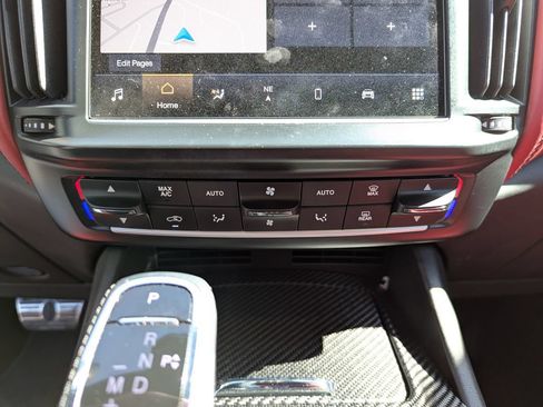 Used 2021 Maserati Levante S GranSport AWD/4WD image 23