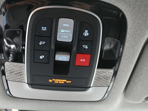 Used 2023 Hyundai Palisade Limited w/ Cargo Package AWD/4WD image 23
