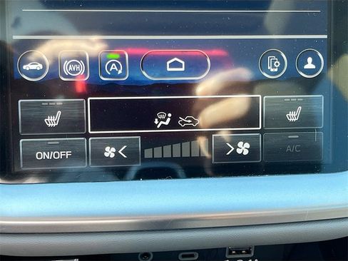 Used 2024 Subaru Outback Premium image 21