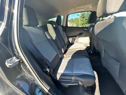Used 2017 Ford Escape SE w/ Equipment Group 201A image 16