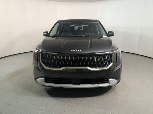 New 2026 Kia Carnival LXS image 2