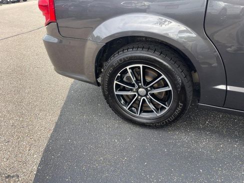 Used 2019 Dodge Grand Caravan GT FWD image 8