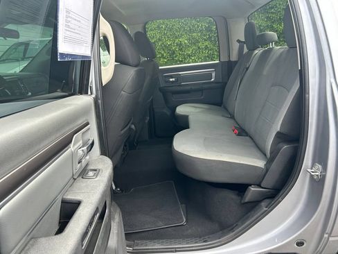 Used 2021 RAM 1500 Classic SLT AWD/4WD image 31