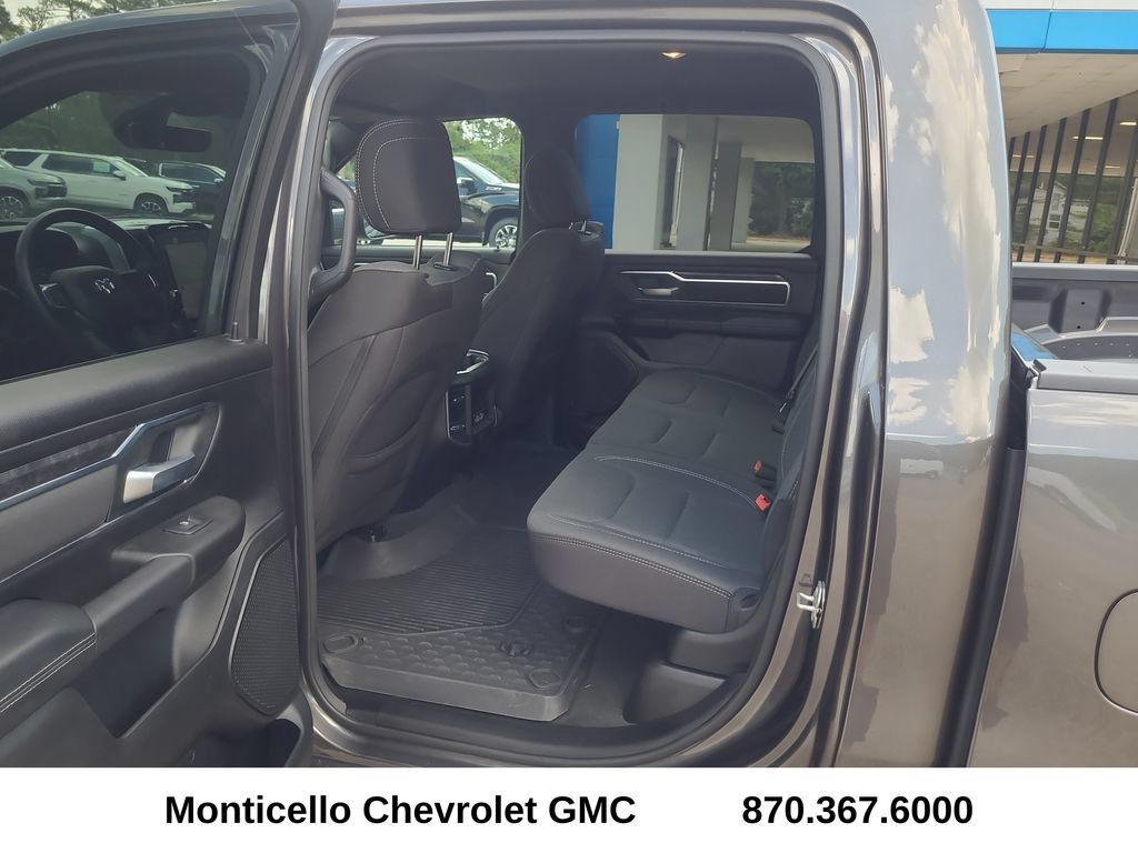 Used 2024 RAM 1500 Big Horn AWD/4WD image 29