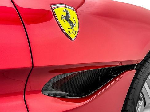 Used 2022 Ferrari Portofino M RWD image 26