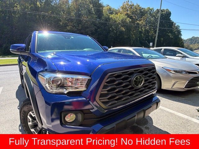Used 2023 Toyota Tacoma TRD Off-Road AWD/4WD image 9