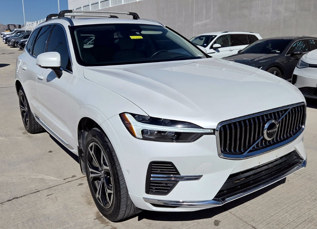 Used 2022 Volvo XC60 T8 Inscription Expression AWD/4WD image 4