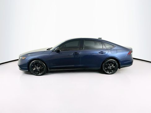 Used 2025 Honda Accord SE image 4