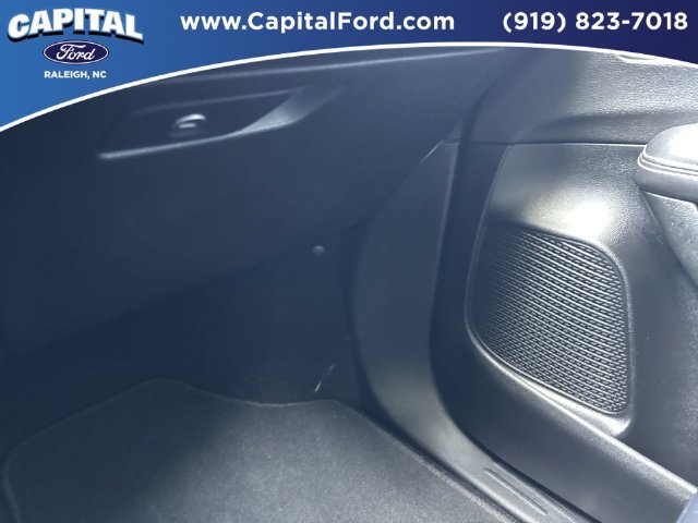 Used 2025 Chrysler Pacifica Select FWD image 27