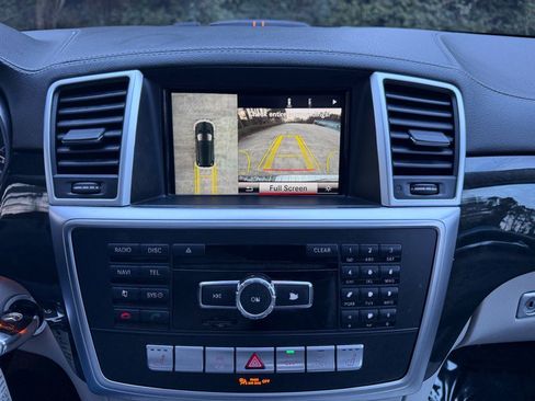 Used 2016 Mercedes-Benz GL 450 4MATIC image 33