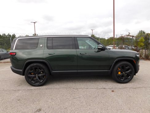 Used 2023 Rivian R1S Adventure Quad AWD/4WD image 5
