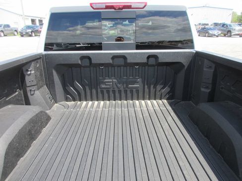 New 2026 GMC Sierra 1500 Denali Ultimate AWD/4WD image 9