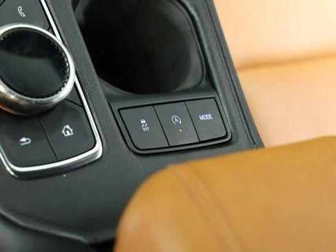 Used 2023 Cadillac XT4 Sport FWD image 33