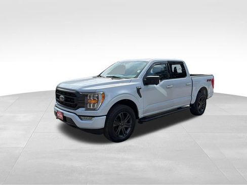 Used 2022 Ford F150 XLT w/ Equipment Group 302A High AWD/4WD image 4