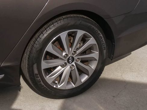 Used 2016 Hyundai Sonata Sport w/ Option Group 1V image 6