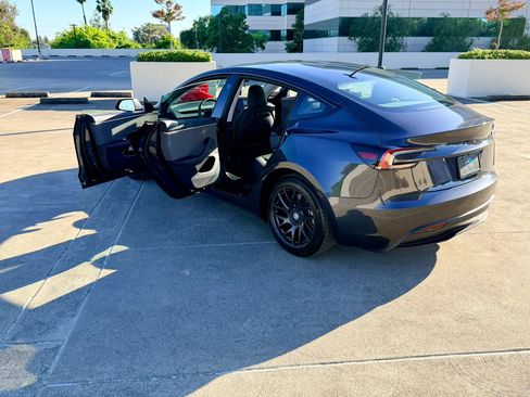 Used 2025 Tesla Model 3 RWD image 46