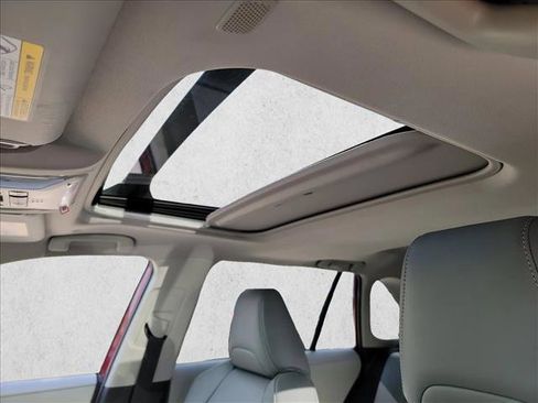 Used 2023 Toyota RAV4 XLE Premium AWD/4WD image 19