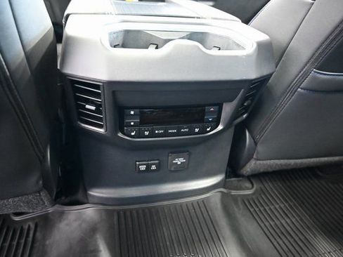 Used 2023 Toyota Sequoia Platinum image 29
