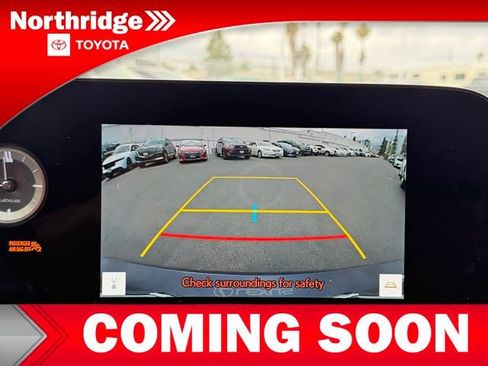 Used 2024 Lexus ES 300h w/ Premium Package FWD image 9