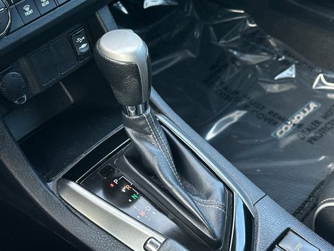 Used 2016 Toyota Corolla S image 26