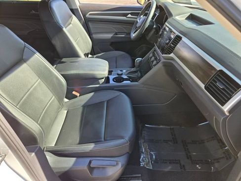 Used 2023 Volkswagen Atlas SE w/ Black Wheel Package AWD/4WD image 23