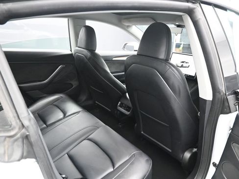 Used 2023 Tesla Model 3 Standard Range image 25